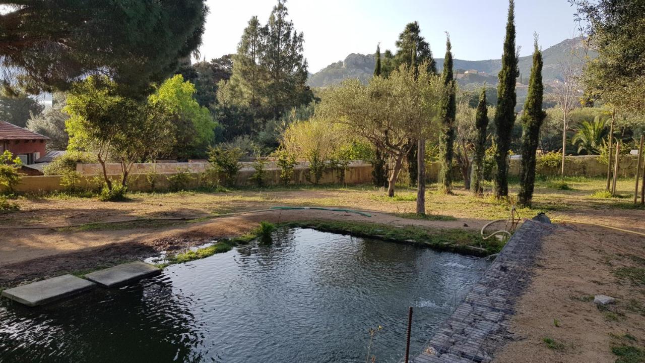 Agroturismo Le Pailler 2p Et 3 Enfants Sous Le Tipi